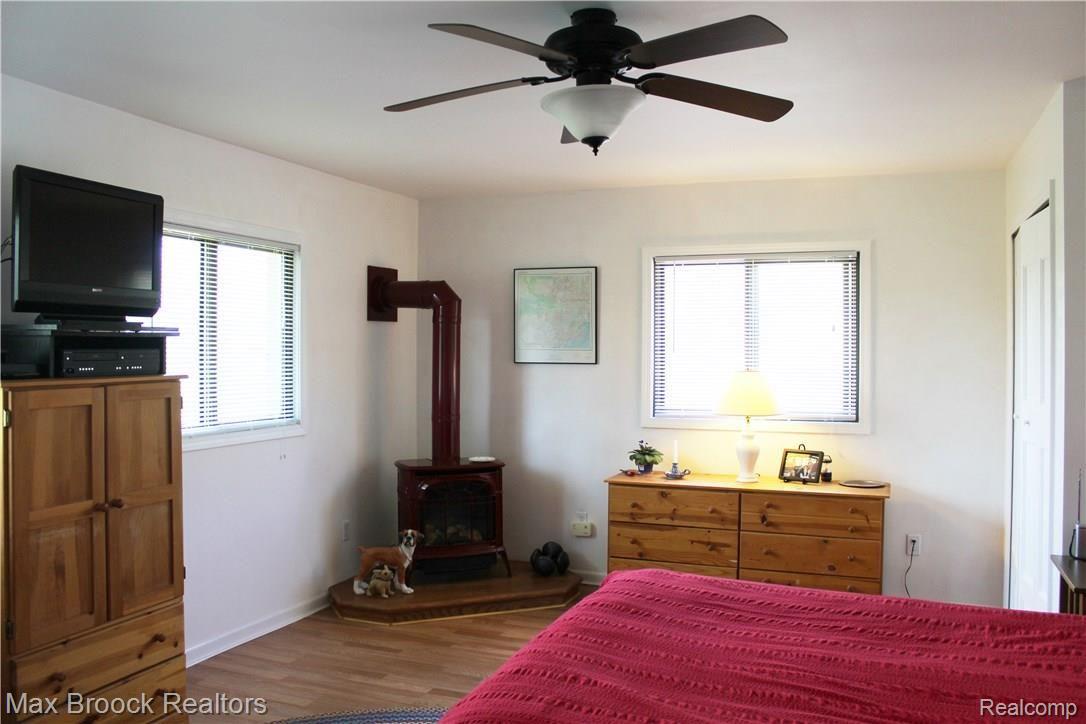 4521 Mitchell Road Metamora, MI 48455 - Photo 11 of 29 L17-Master-bdrm.jpg