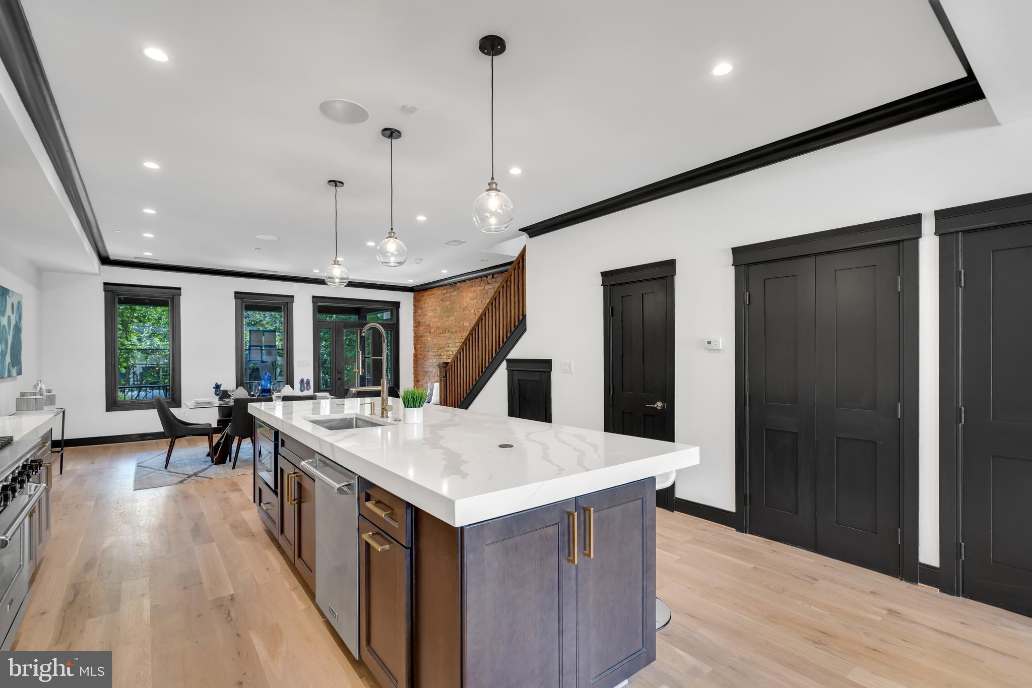 39 V Street Northwest Washington, DC 20001 - Photo 14 of 68