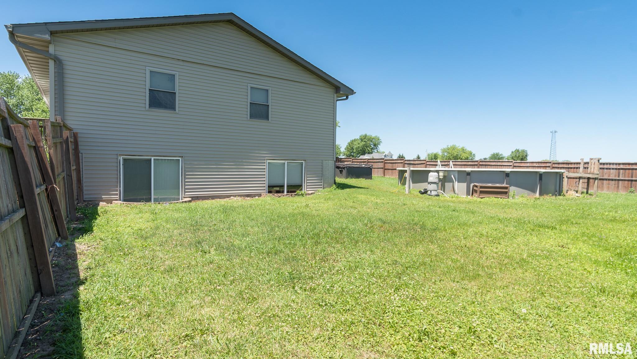 18609 West Farmington Road Trivoli, IL 61569 - Photo 7 of 46