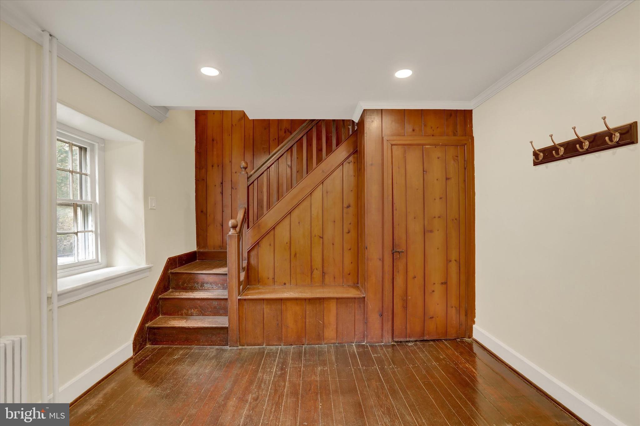 60 Quarry Road Doylestown, PA 18901 - Photo 11 of 70 Foyer