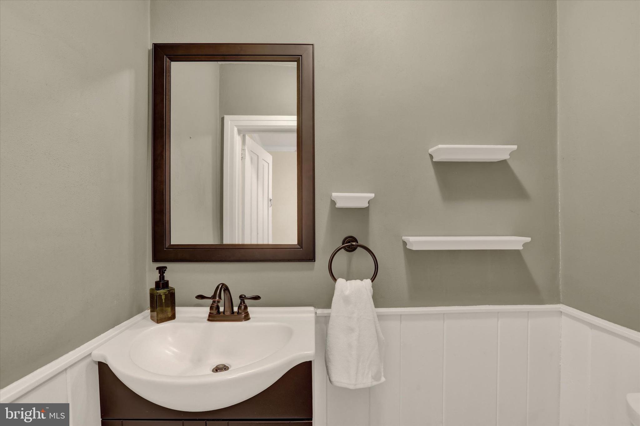 60 Quarry Road Doylestown, PA 18901 - Photo 37 of 70 Powder Room