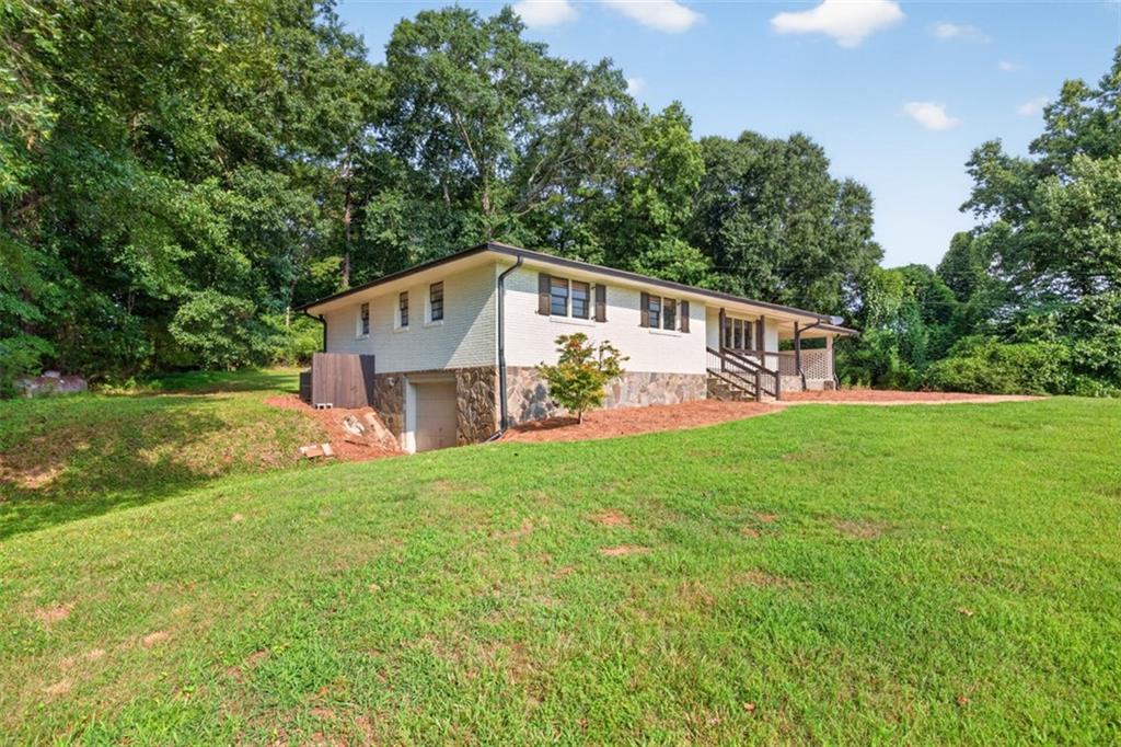1775 Jett Roberts Road Jefferson, GA 30549 - Photo 6 of 37