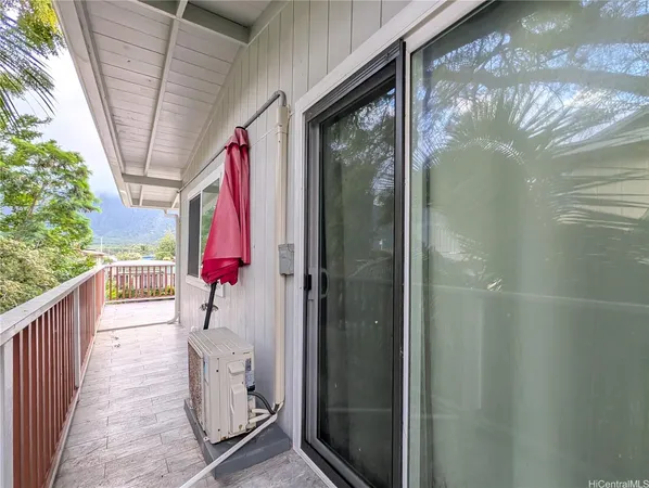 $4,500 | 41-30 Hinalea Street, Unit A, Waimanalo, HI 96795