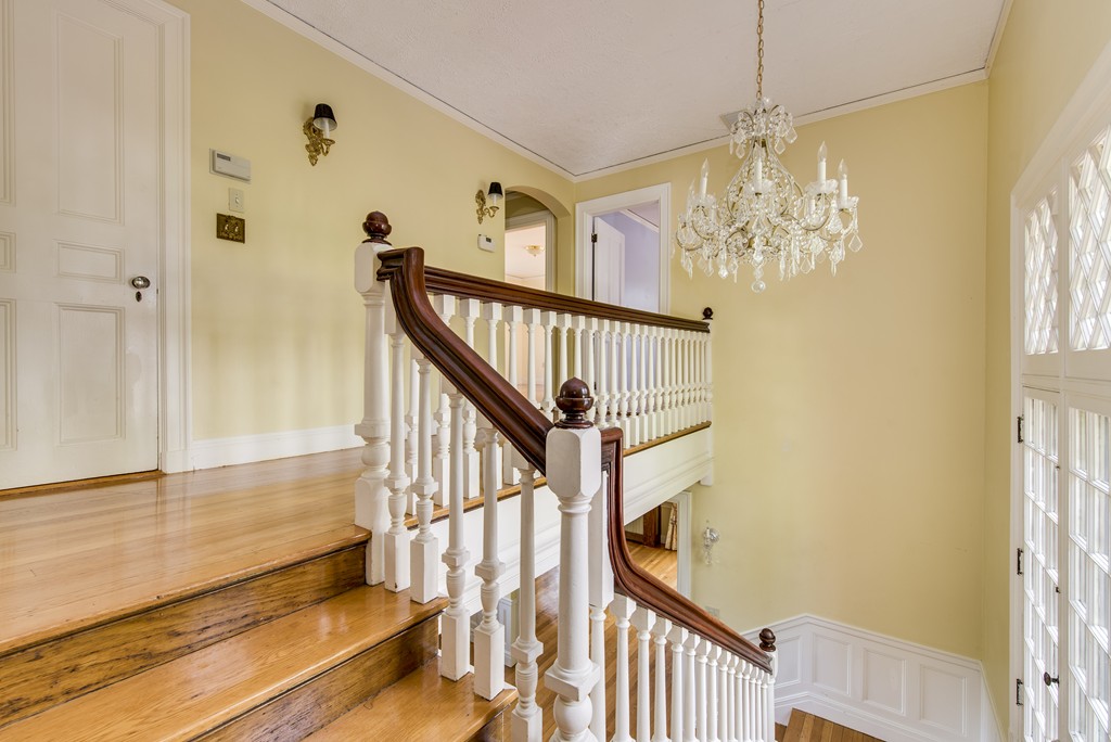 162 Monroe Road Quincy, MA 02169 - Photo 20 of 30 Gallery Image 20