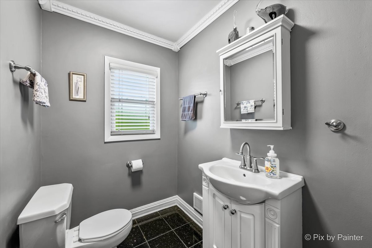 4N260 Walter Road Addison, IL 60101 - Photo 18 of 53
