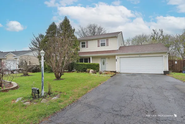 $340,000 | 1006 Concord Drive, Island Lake, IL 60042