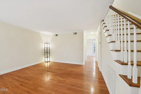 $375,000 | 409 Smith Avenue, Unit 105, Chapel Hill, NC 27516