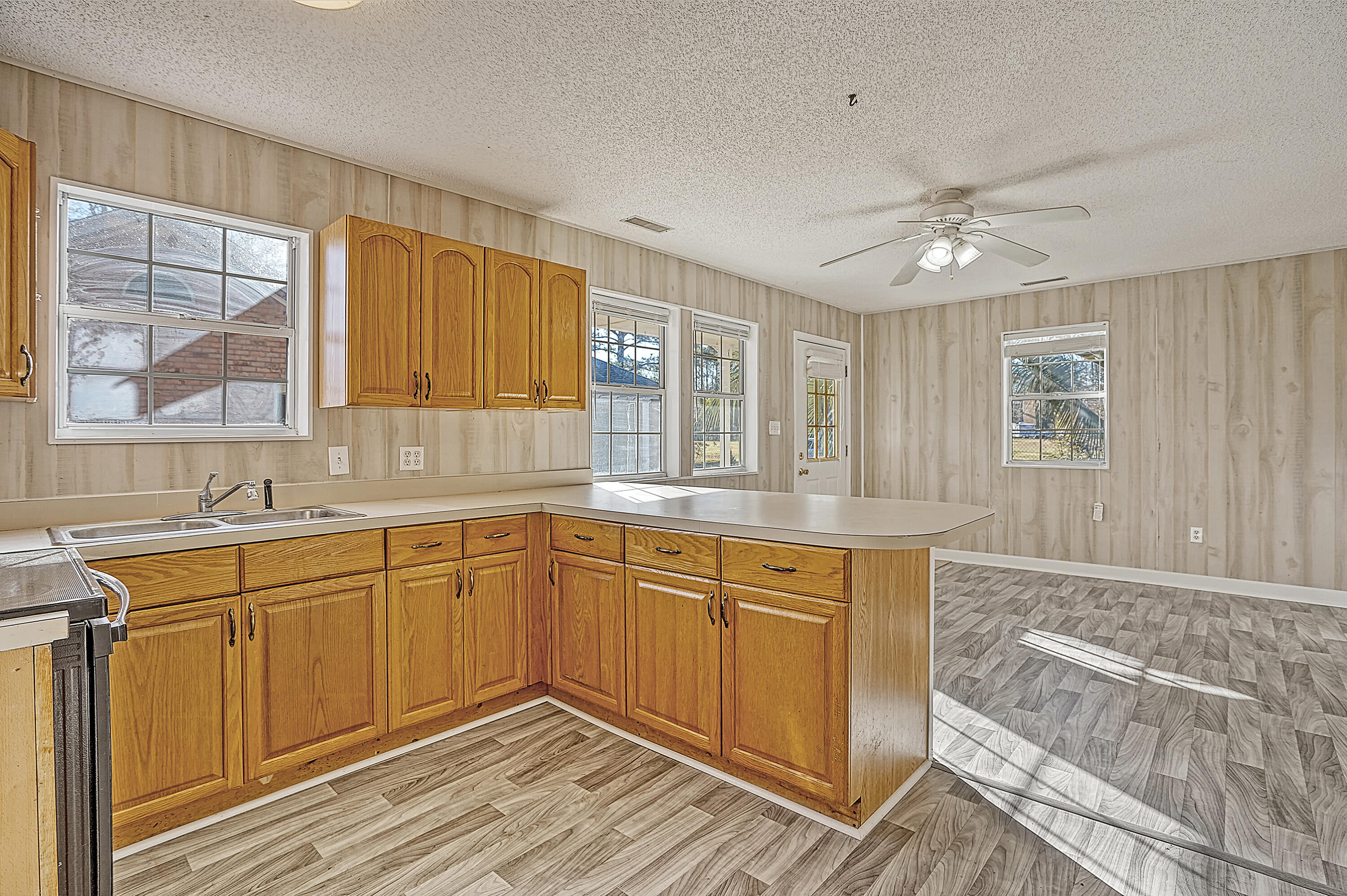 676 Fourwind Road Holly Hill, SC 29059 - Photo 35 of 75 CREM_676 Fourwind_049