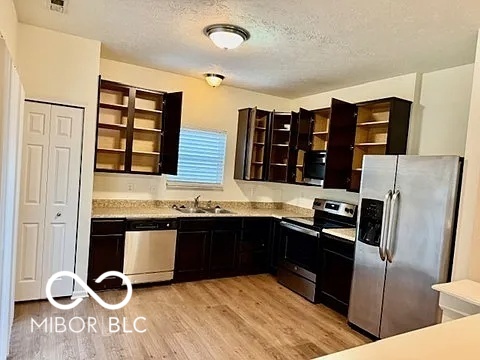 11531 Beardsley Way Fishers, IN 46038 - Photo 12 of 15