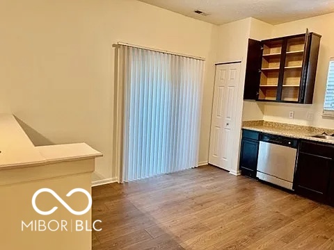 11531 Beardsley Way Fishers, IN 46038 - Photo 8 of 15