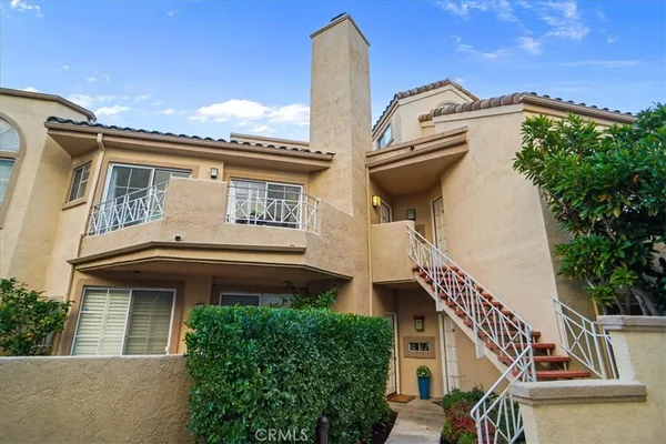 $449,000 | 23633 Del Monte Dr., Unit 272, Valencia, CA 91355