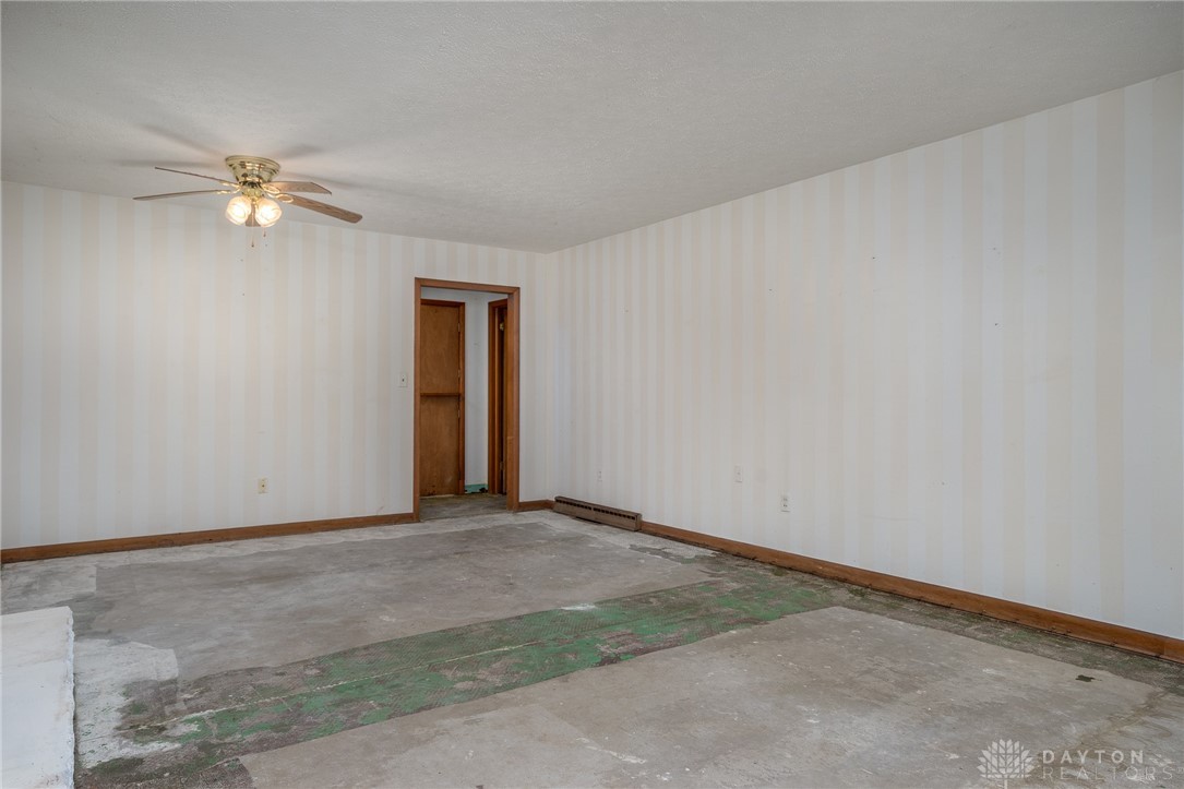 717 Lymington Road Troy, OH 45373 - Photo 3 of 27 Gallery Image 3