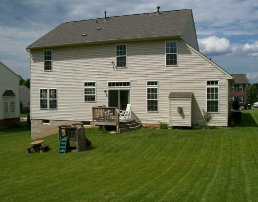 228 Field Club Circle McKees Rocks, PA 15136 - Photo 3 of 8 Patio/Deck.