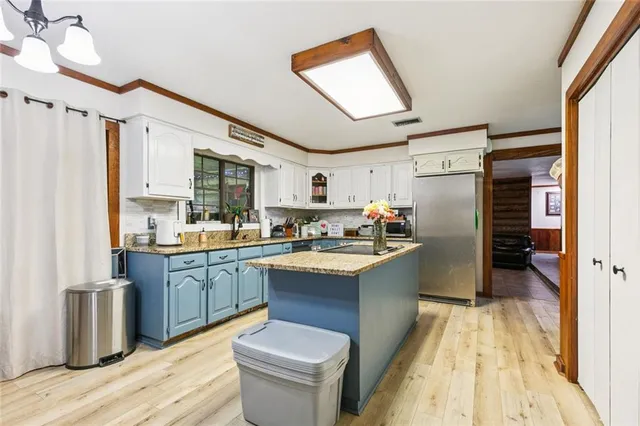 $299,000 | 12228 Highway 23, Belle Chasse, LA 70037