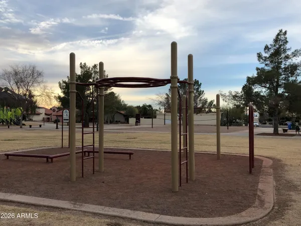 $335,000 | 7300 North Dreamy Draw Drive, Unit 103, Phoenix, AZ 85020