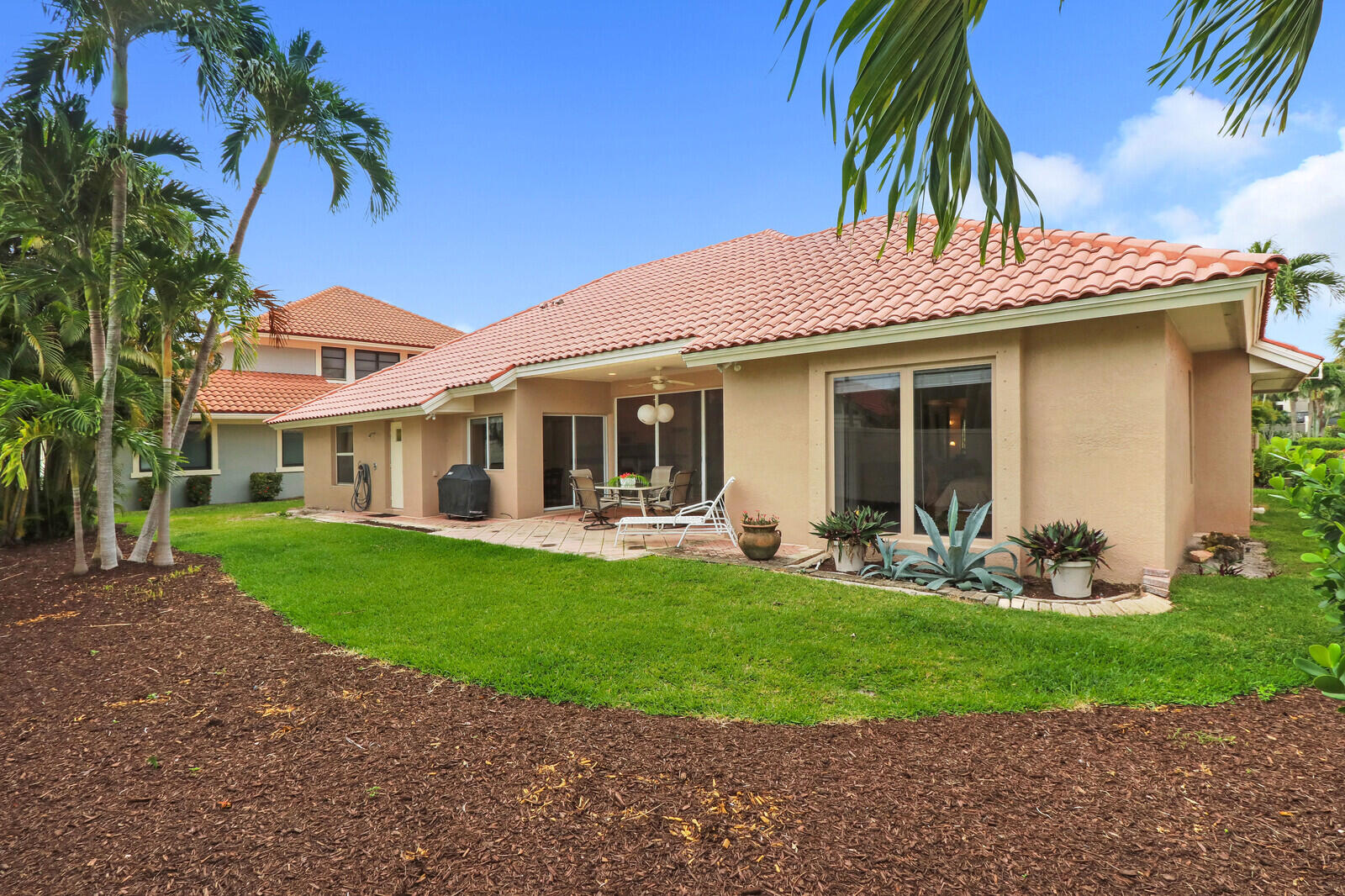 1471 Vía Privada Jupiter, FL 33477 - Photo 6 of 26 24_1471_Va_Privada_Jupiter_FLprint02423R