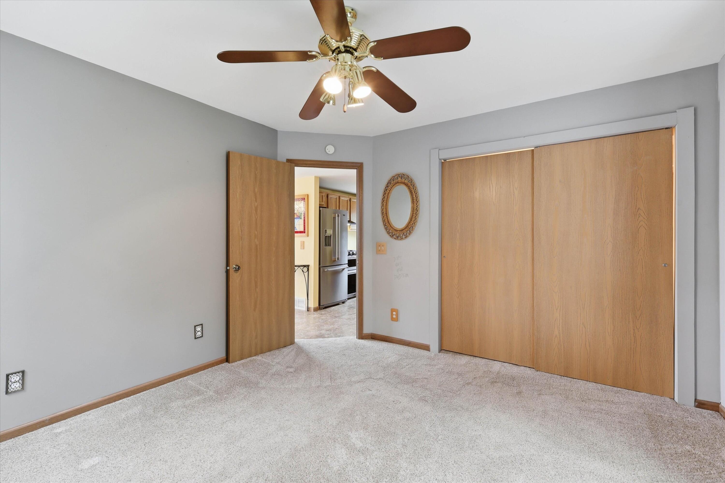 W7109 Dakota Avenue Springfield, WI 53964 - Photo 8 of 43 06-W7109 Dakota Avenue-6