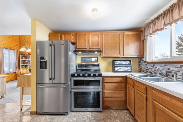 $765,000 | W7109 Dakota Avenue, Springfield, WI 53964