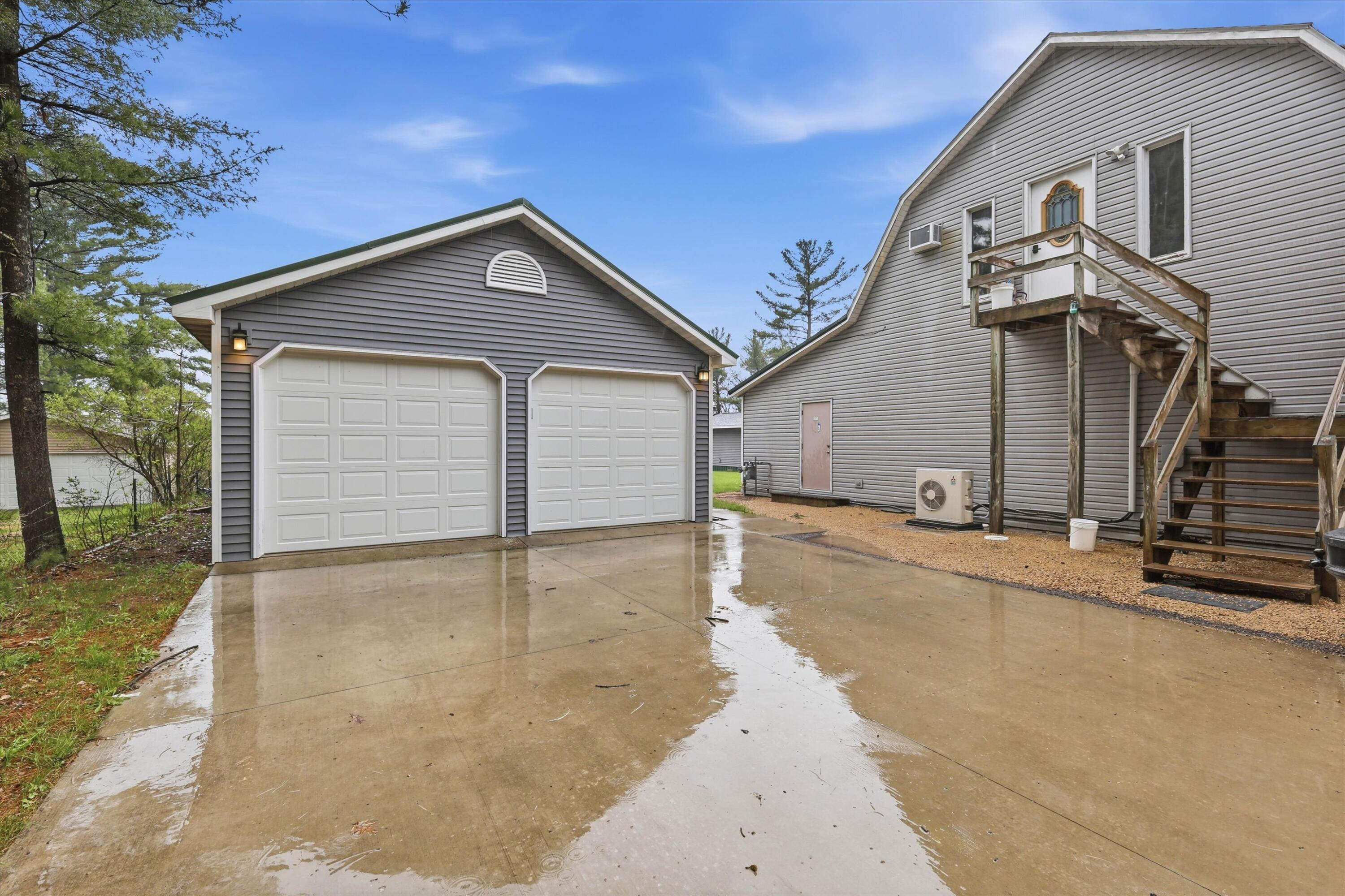 W7109 Dakota Avenue Springfield, WI 53964 - Photo 27 of 43 29-W7109 Dakota Avenue-29