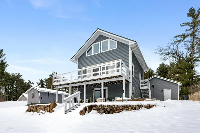 $765,000 | W7109 Dakota Avenue, Springfield, WI 53964