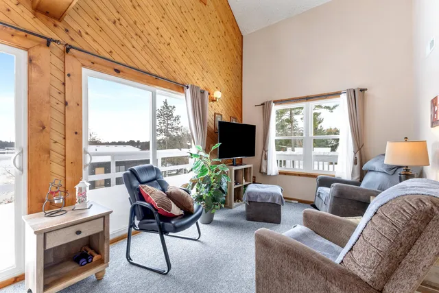 $765,000 | W7109 Dakota Avenue, Springfield, WI 53964