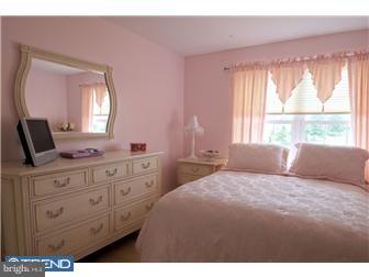 315 Kentucky Avenue Sinking Spring, PA 19608 - Photo 9 of 12 Bedroom