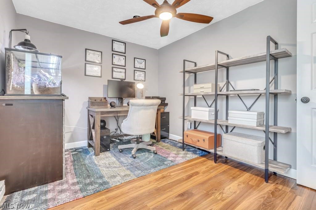 42615 Russia Road Elyria, OH 44035 - Photo 20 of 35 Gallery Image 20
