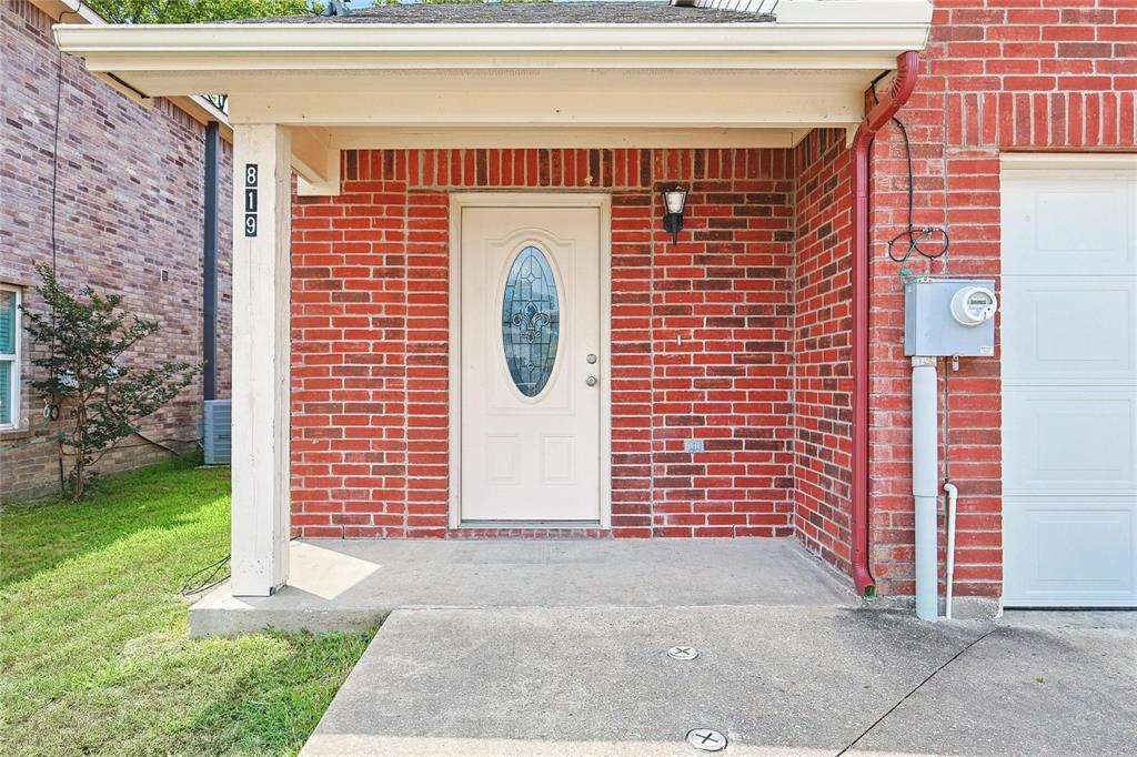 819 Parkplace Ridge Princeton, TX 75407 - Photo 2 of 19