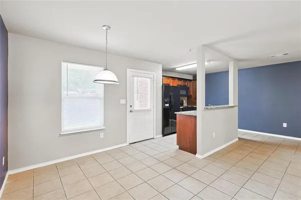 $1,700 | 819 Parkplace Ridge, Princeton, TX 75407