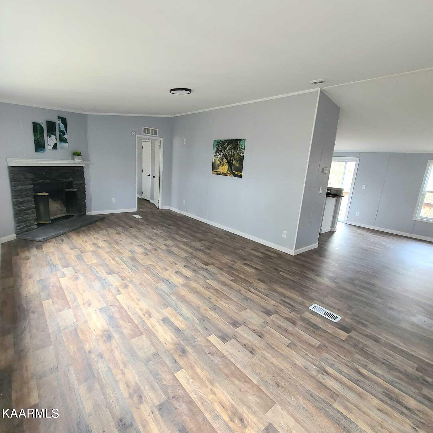 1731 Elkins Road Kodak, TN 37764 - Photo 11 of 25 79a6229f-5e80-4577-b6fc-da84f86fd277-1