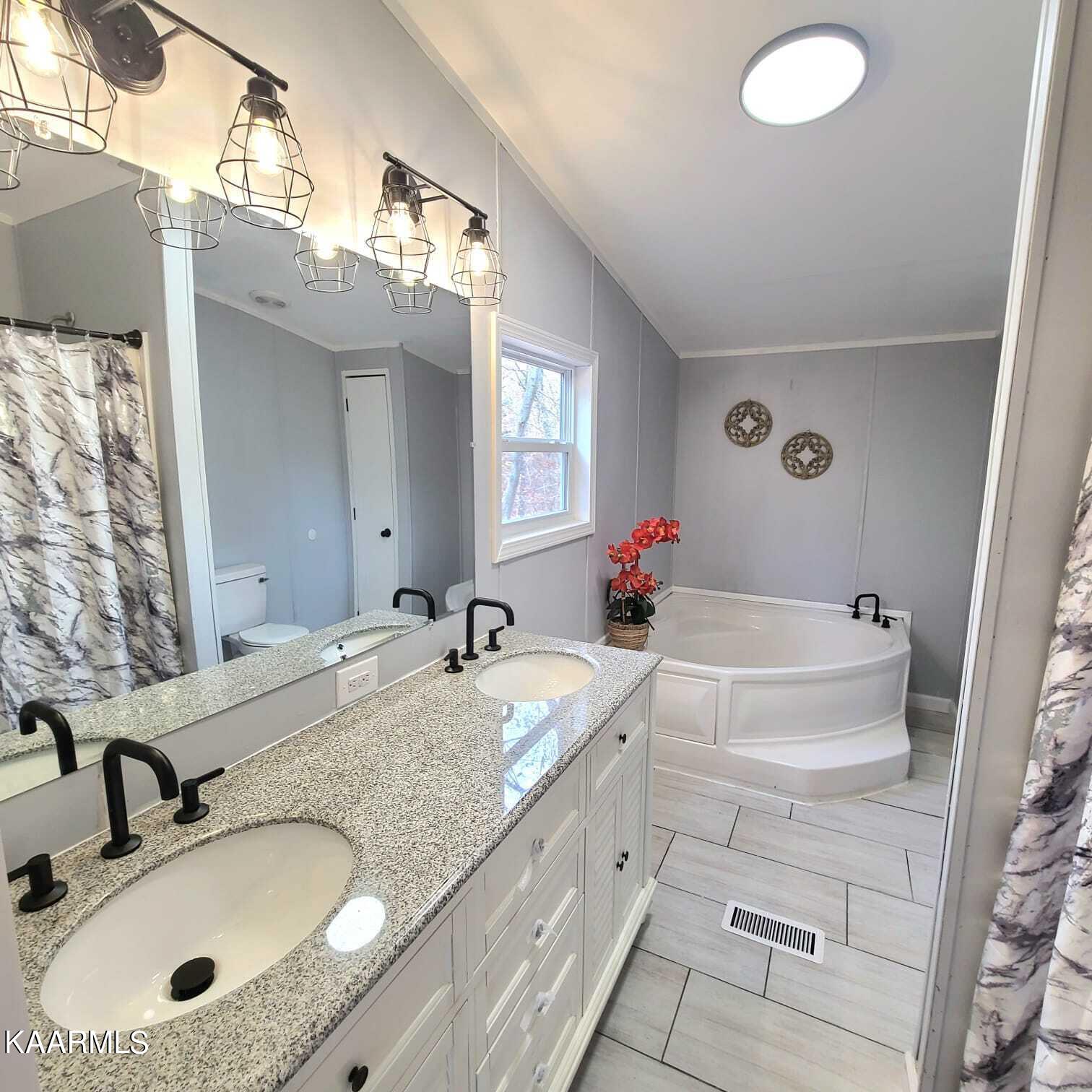 1731 Elkins Road Kodak, TN 37764 - Photo 5 of 25 5bbab594-a8b6-4ef2-9ce6-a6d733bc86f1-1