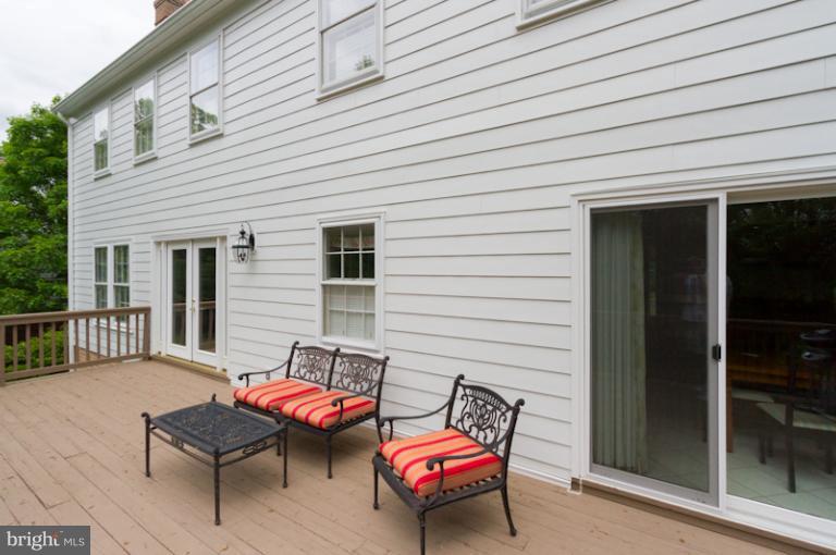 9816 Spring Ridge Lane Vienna, VA 22182 - Photo 25 of 30 Exterior (General)
