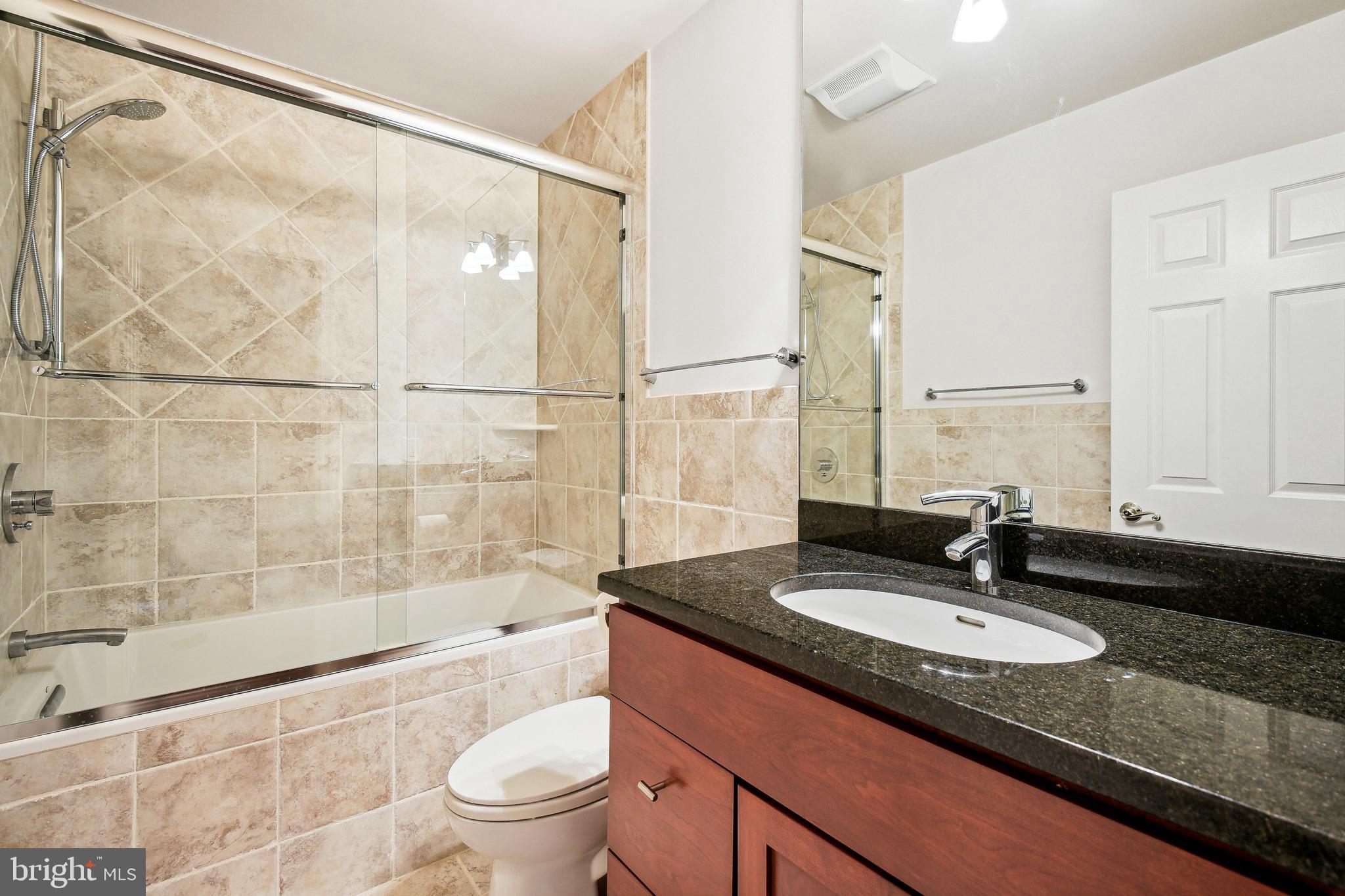8316 Rising Ridge Way Bethesda, MD 20817 - Photo 21 of 30 Bathroom 2