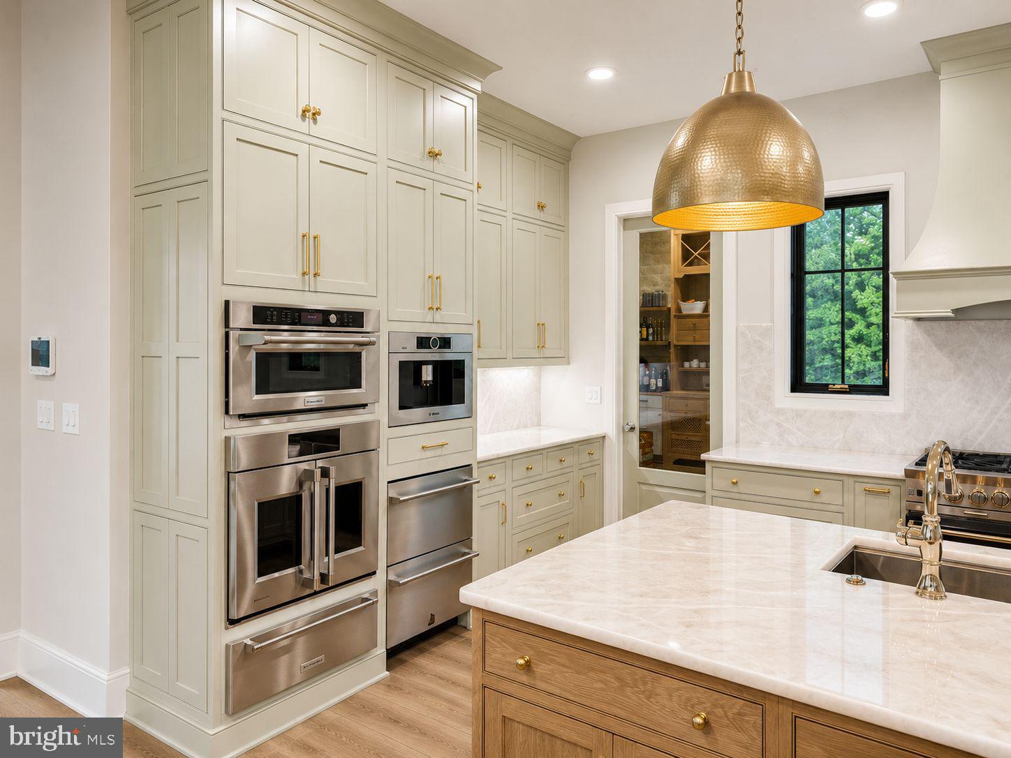 624 Old County Road Severna Park, MD 21146 - Photo 4 of 15 Kitchen - example of high end appliances