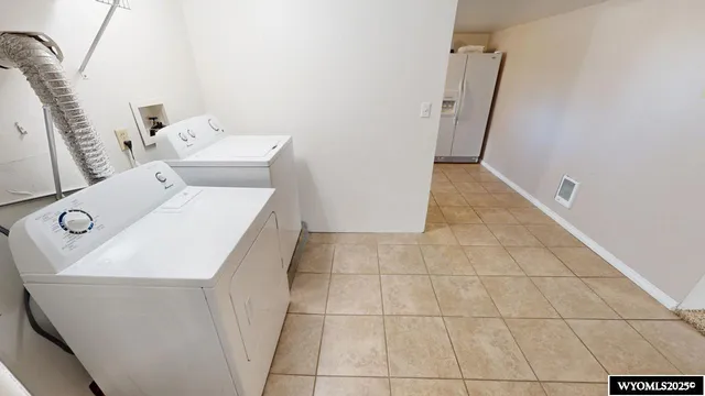 $399,000 | 1041 North 2nd Street, Lander, WY 82520