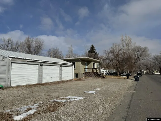 $399,000 | 1041 North 2nd Street, Lander, WY 82520