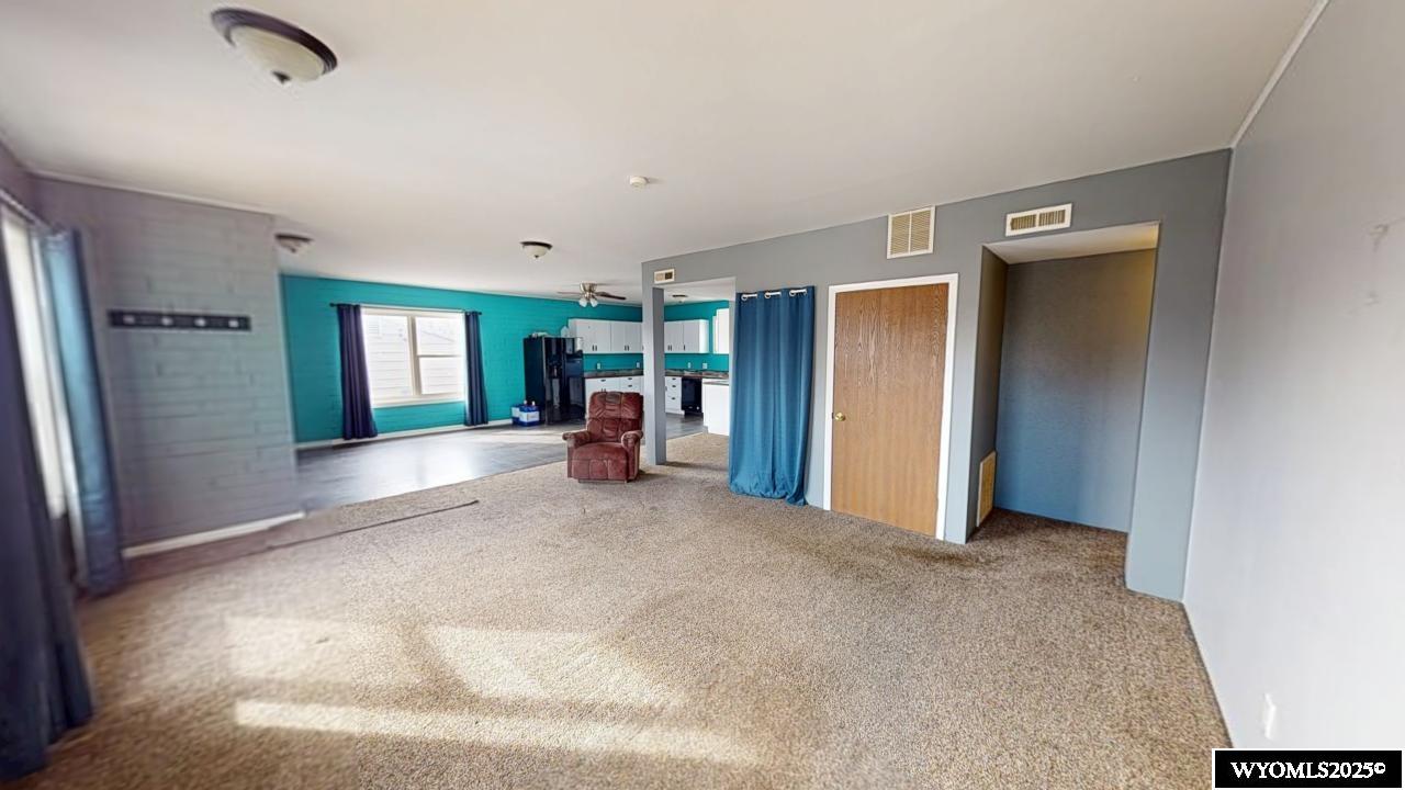 1041 North 2nd Street Lander, WY 82520 - Photo 5 of 25