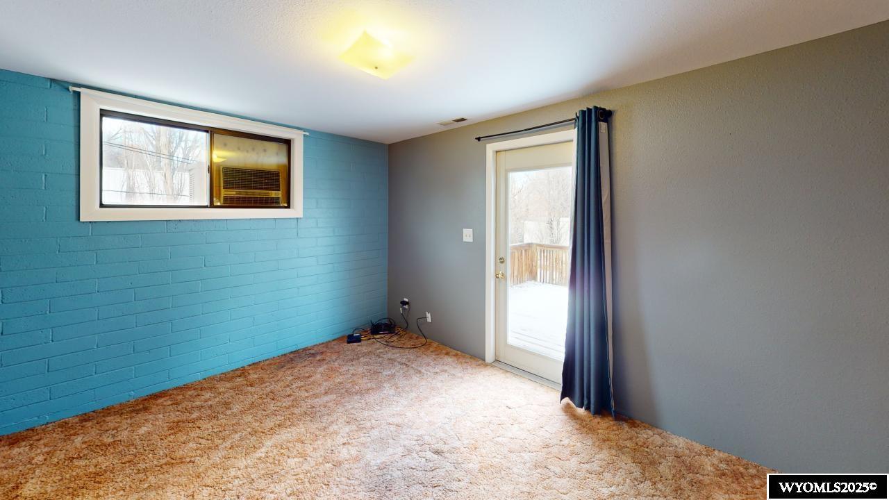 1041 North 2nd Street Lander, WY 82520 - Photo 8 of 25