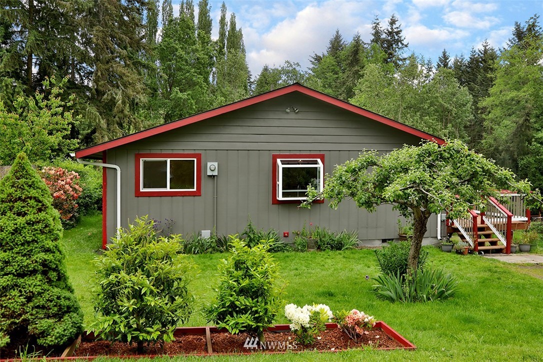 1982 Harbor Sands Lane Freeland, WA 98249 - Photo 1 of 23 Gallery Image 1