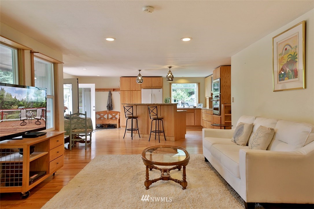 1982 Harbor Sands Lane Freeland, WA 98249 - Photo 14 of 23 Gallery Image 14