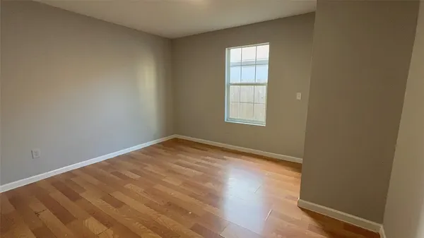 $1,300 | 9307 Coffee Street, Houston, TX 77033