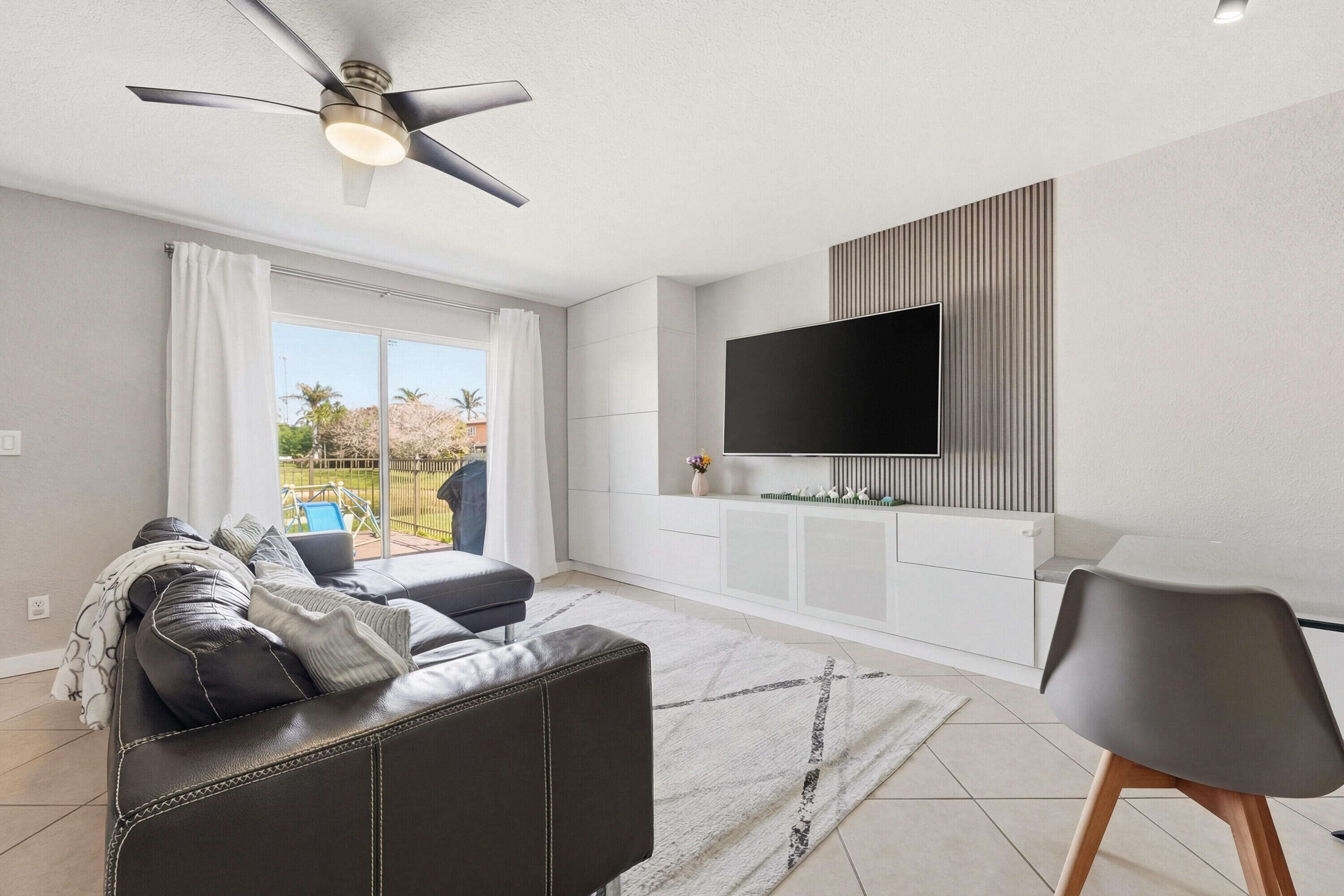 2197 Rockport Road Port St. Lucie, FL 34953 - Photo 6 of 42 07_dsc06065