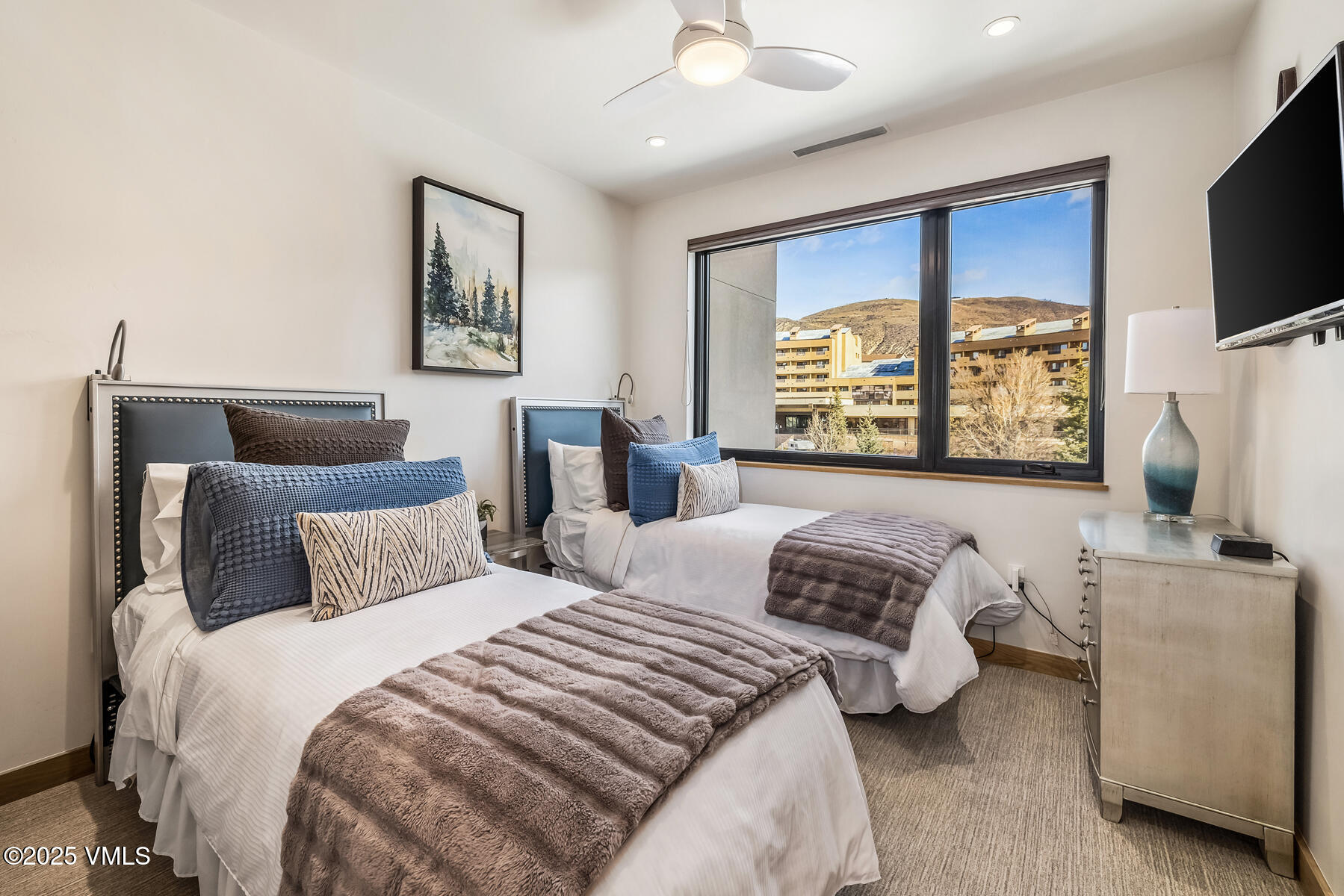 1 Waterfront Way, Unit 300 Avon, CO 81620 - Photo 18 of 30 138A5491_1