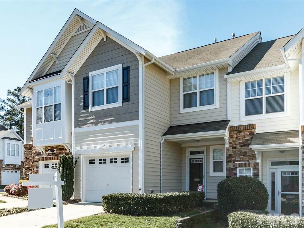 5052 Amber Clay Lane Raleigh, NC 27612 - Photo 2 of 25