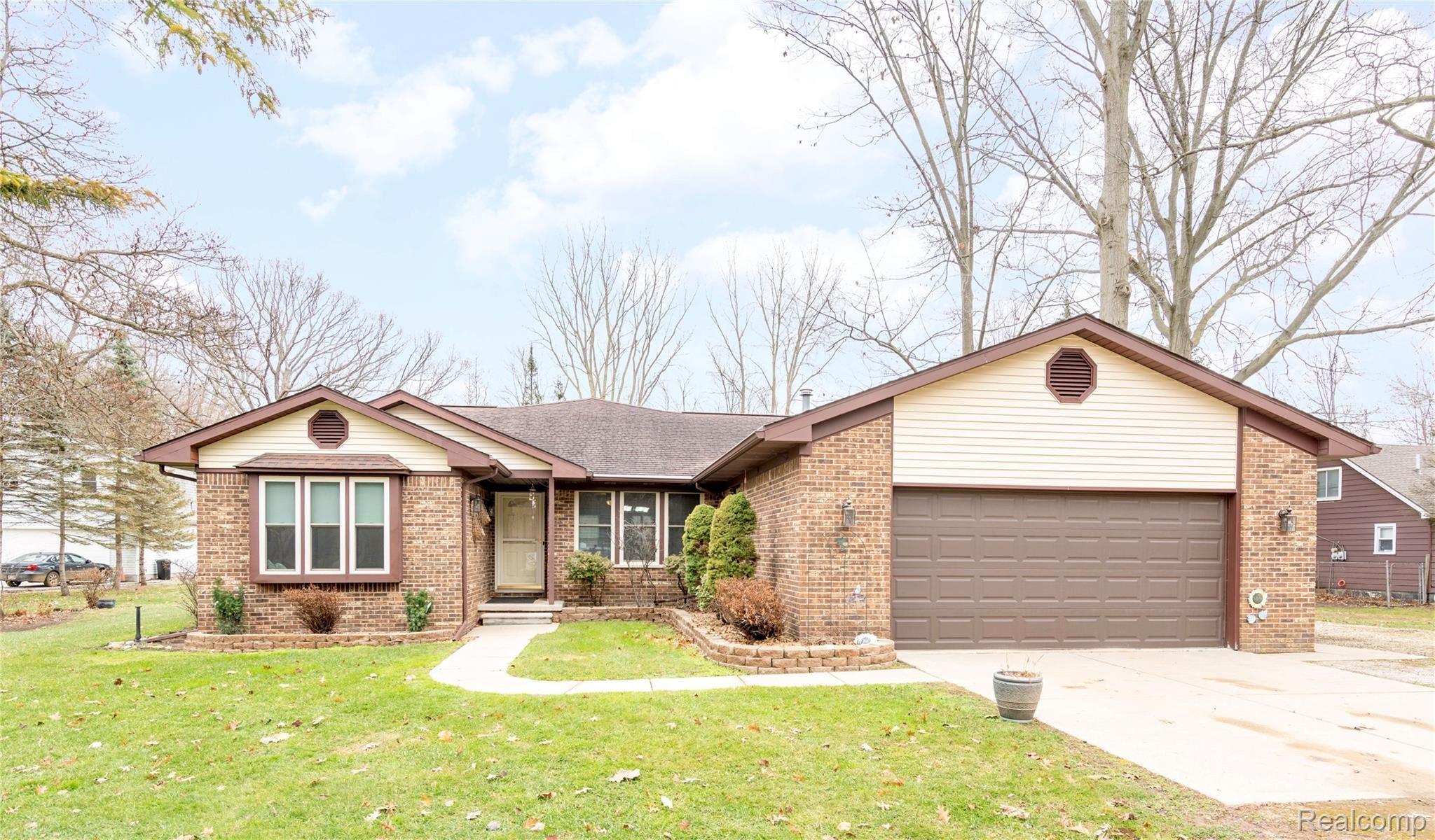 21401 Elwell Road Belleville, MI 48111 - Photo 1 of 44 IMG_9605.jpg
