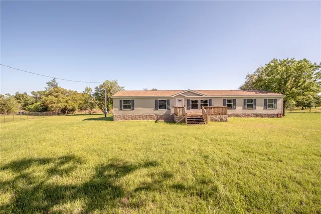 $325,000 | 102 Windwood Circle, Somerville, TX 77879