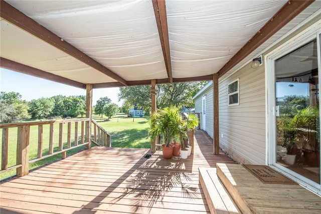 $325,000 | 102 Windwood Circle, Somerville, TX 77879