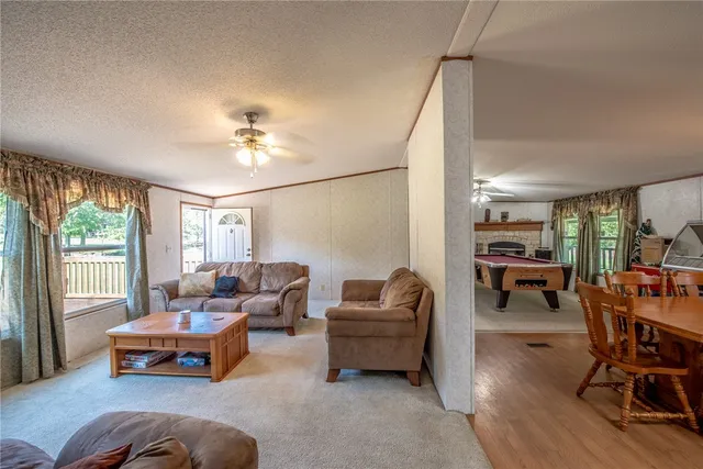 $325,000 | 102 Windwood Circle, Somerville, TX 77879