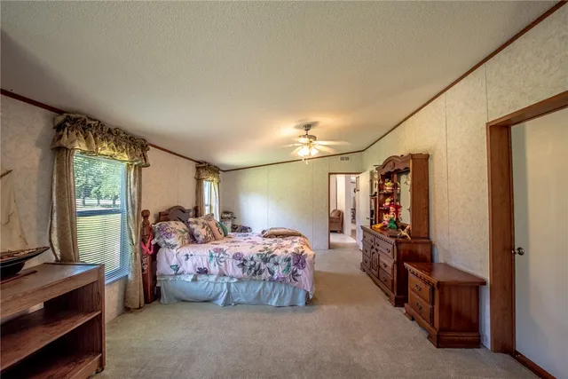 $325,000 | 102 Windwood Circle, Somerville, TX 77879