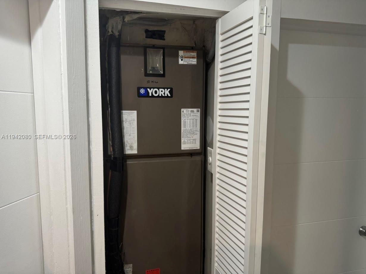 412 West 15th Street Hialeah, FL 33010 - Photo 21 of 49 a close view of a closet